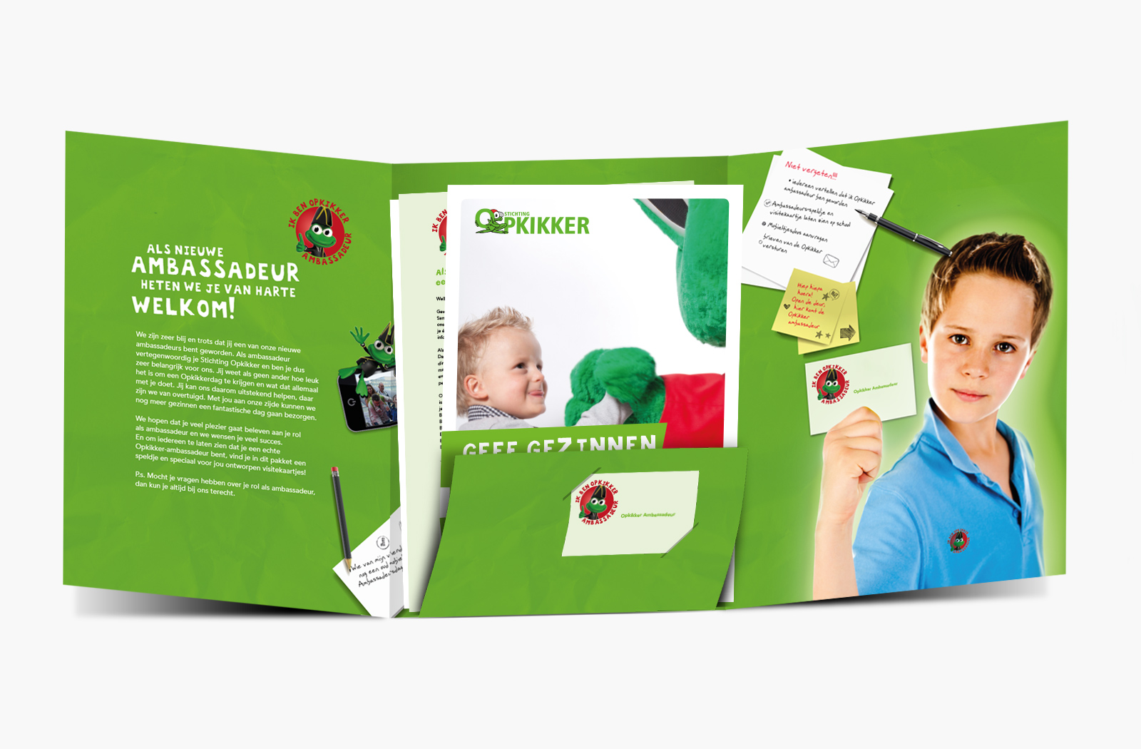 Grafisch ontwerp Stichting Opkikker ambassadeur map open